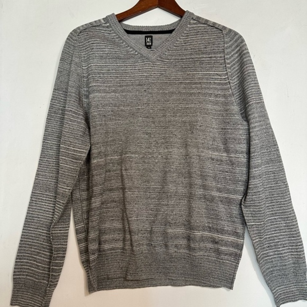 14th & Union Gray V-Neck Sweater Lightweight Knit